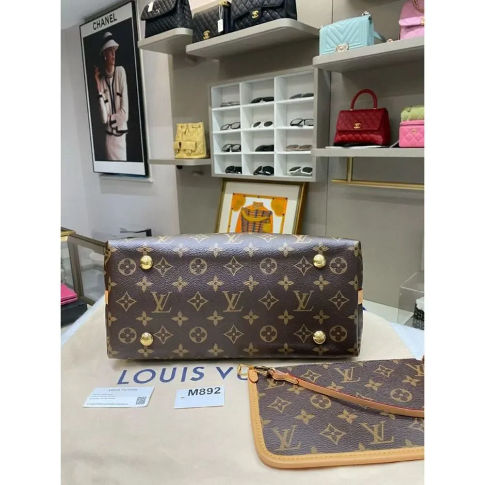 Louis Vuitton Women Pre-Loved Bag Very Good Condition - Picture 7 of 9